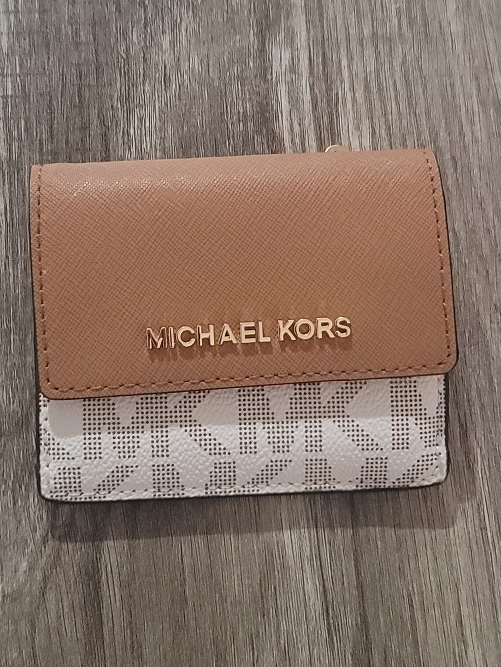 Michael Kors Tan & White Card Wallet